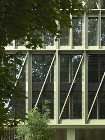 Holzhybrid im Werksviertel von C. F. Mller