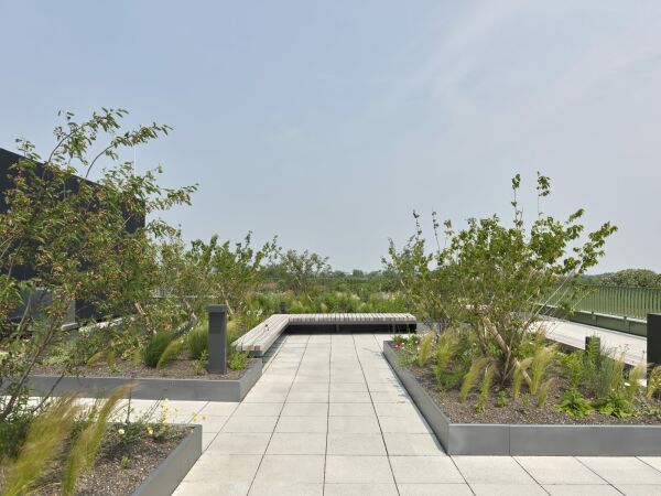 Holzhybrid im Werksviertel von C. F. Mller