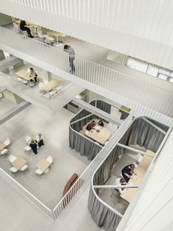 Universittsbau von querkraft architekten