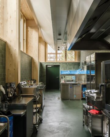 Schulerweiterung in Davos von CURA Architekten