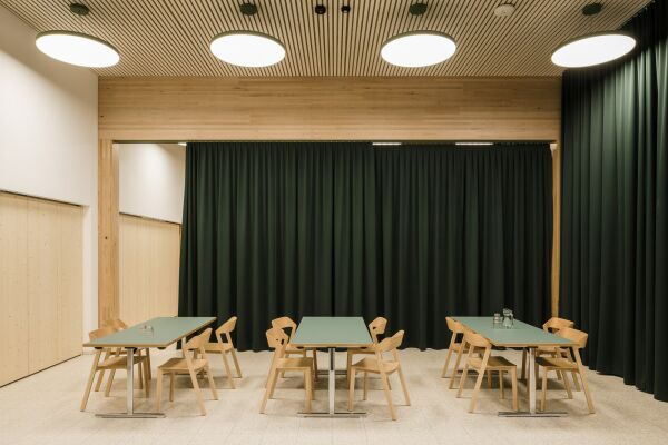 Schulerweiterung in Davos von CURA Architekten