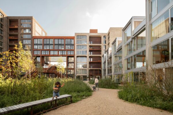 WE architecten und Paul de Ruiter Architects in Rotterdam