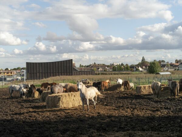 Sporthalle von ateliers o-s architectes