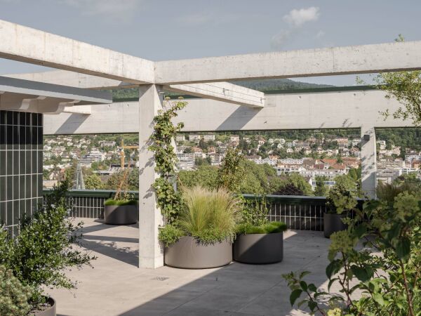 Wohn- und Geschftshaus in Biel von HHF