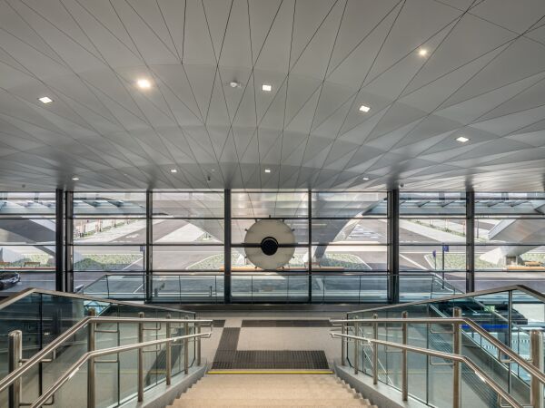 Bahnhof von Pittino & Ortner und Zechner & Zechner