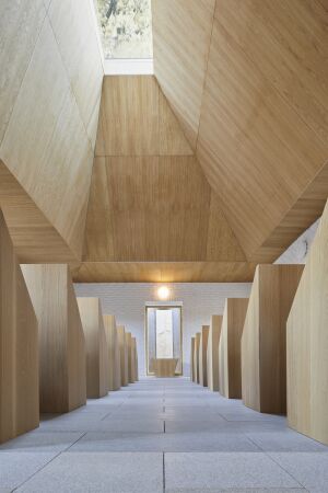 Trauerhalle in Vimperk von Jakub Vaek