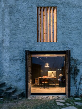 Four Houses in Natural Stone: From Shelter to Living von e|v|a architects, Alfredo Vanotti und Laura Egger (Italien), TAB 2024