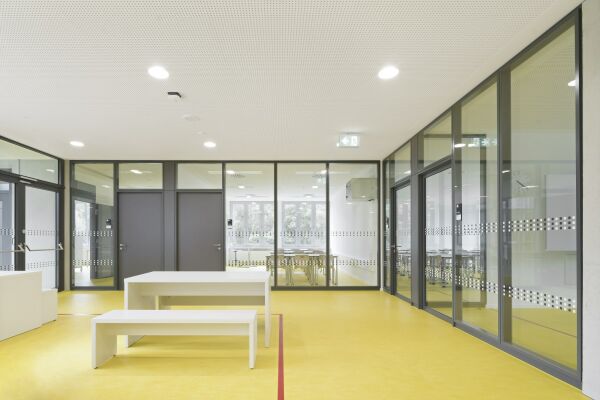 Ensemble in Kln von v-architekten