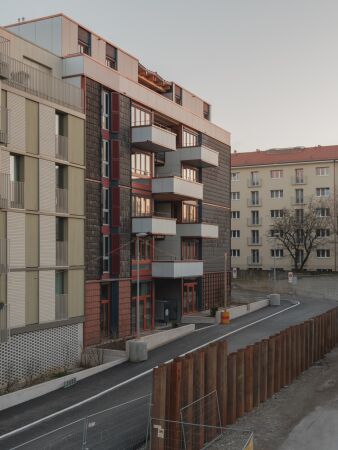 Geschosswohnen in Basel von Loeliger Strub Architektur
