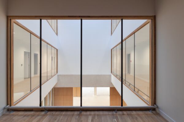 Forschungsbau bei Paris von Nickl & Partner