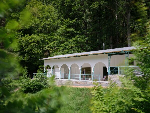 Servicegeb�ude in Liberec von Mj�lk Architekti