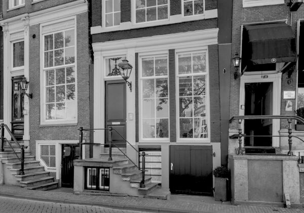 Amsterdam, Brouwersgracht, eines der Vorbilder fr die Eingnge zu den Maisonetten in der Oudemansstraat