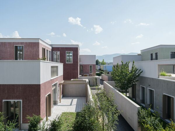 Hofhuser in der Schweiz von raumfindung