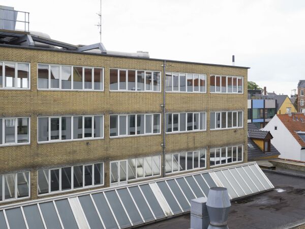 Sequenz Fassadenumbau 1