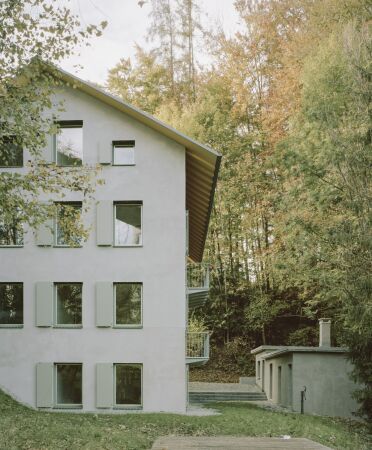 Mehrfamilienhaus in St. Gallen von Studio Romano Tiedje