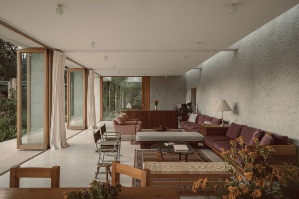 Wohnhaus in Valle de Bravo von Sebastin Mancera + Taller 3000