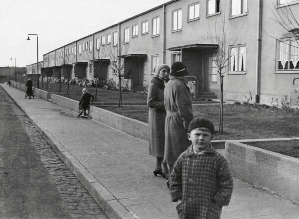 Ella Bergmann-Michel, o.T. (Massenwohnungsbau, Studien fr einen Film mit dem Arbeitstitel Frankfurter Siedlungen), Silbergelatineabzug, Frankfurt 19291932