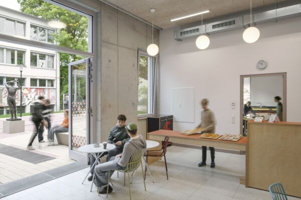 Schulerweiterung in Dresden von den Baupiloten