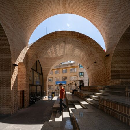 Jahad Metro Plaza in Teheran von KA Architecture Studio