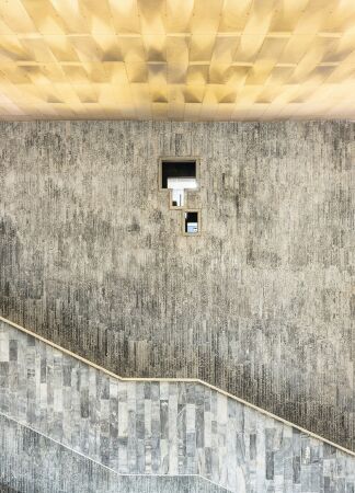 Treppe im Nationalen Kunstmuseum, 2021. Foto: Armin Linke