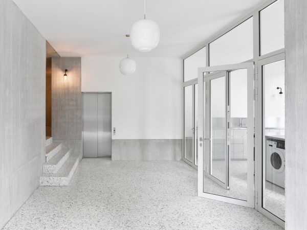 Mehrfamilienhaus in Zrich von Mathis Kamplade Architekten