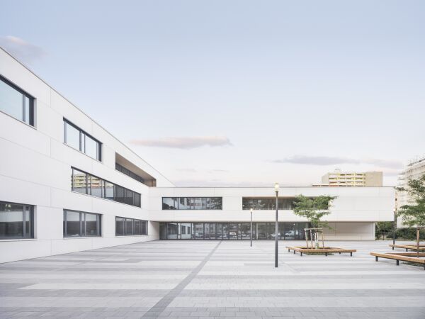 Gymnasium in Berlin von huber staudt architekten