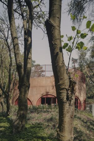 Freizeitanlage in Mexiko-Stadt von AMASA