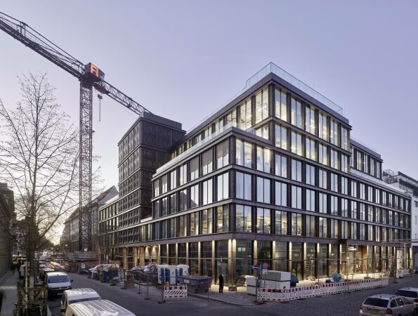 Kaufhausumbau in Berlin von Max Dudler und Aukett + Heese