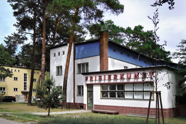 Ladenlokal Frisierkunst von Bruno Taut in der Berliner Waldsiedlung Zehlendorf