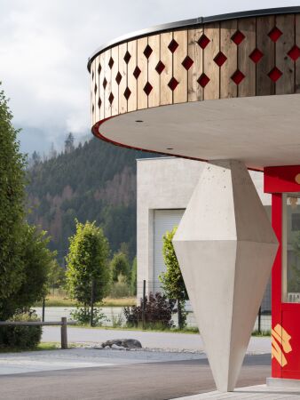 Pavillon und Sanierung in Heinfels von MoDusArchitects