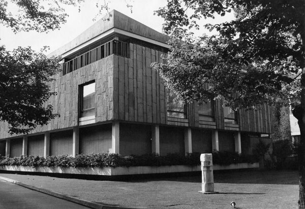 Altes Botschaftsgebude nach Plnen von Rolf Gutbrod, 1964