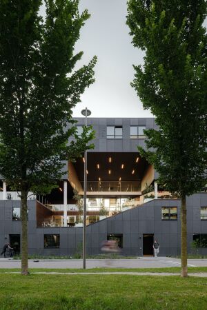 Studierendenwohnheim in Delft von Studioninedots