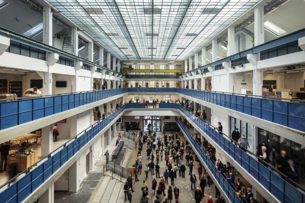 Preistr�ger Kategorie 2 (Bestandsbau 1900�45): Gasteig HP8 Isarphilharmonie in M�nchen von gmp Architekten und realgr�n Landschaftsarchitekten. Bauherrschaft: Gasteig M�nchen