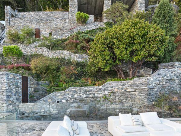 Anerkennungen: �Wohnen zwischen Fels und See� in Ascona von Wespi de Meuron Romeo