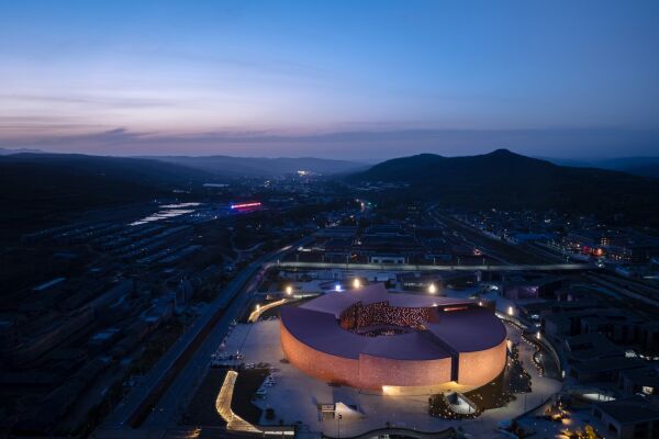 Besucherzentrum in Gansu von ZXD Architects und BIAD