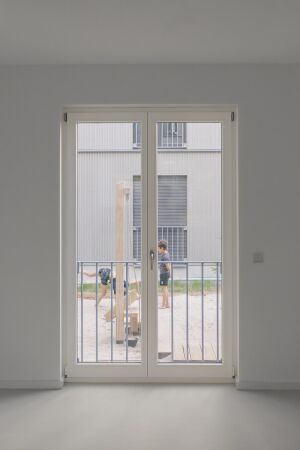 Eckertstrae, Lckenschluss mit Remise