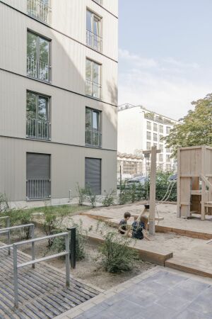 Eckertstrae, Lckenschluss mit Remise