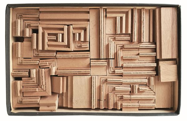 The New City, Ingenius-Baukasten, �sterreich, circa 1924�29: Laut Hersteller eignet sich das System nicht nur f�r Kinder, sondern auch f�r die Gestaltung von Filmkulissen und damit als Alternative zur Herstellung gro�er Filmbauten.