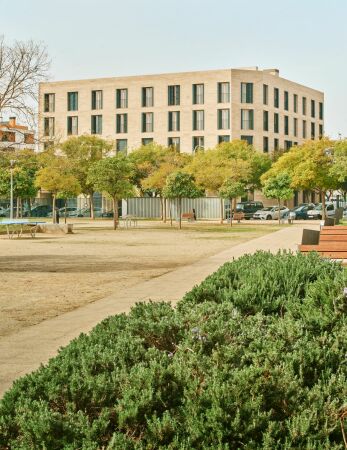 Sozialwohnungsbau von Vivas Arquitectos