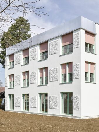 Therapiegebude in Traunreut von Krusche Huang Architekten