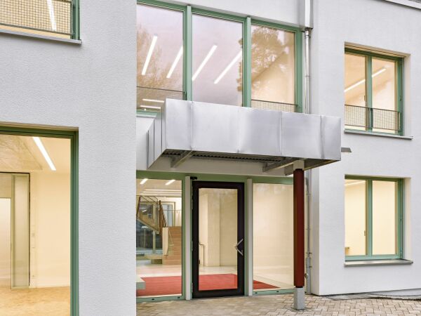 Therapiegebude in Traunreut von Krusche Huang Architekten