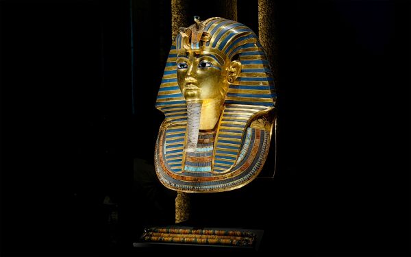 gyptisches Museum bei Kairo von heneghan peng architects