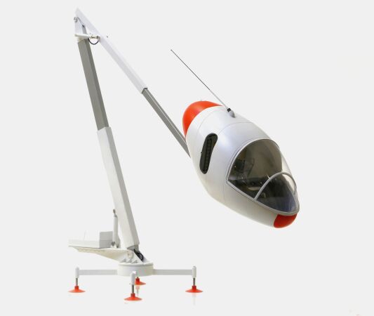 Future Systems: Project 124 Peanut, 1984 [Modell des Projekts Kunststoff, Acrylglas, Metall auf Acrylglas]