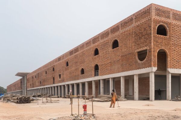 Naher Osten/Afrika: Zando Central Market in Kinshasa (Demokratische Republik Kongo) Think Tank Architecture