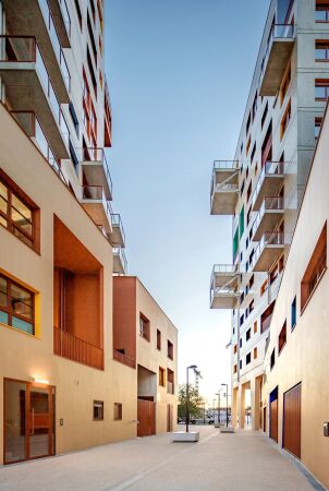 Wohnkomplex in Ivry-sur-Seine von STAR strategies + architecture