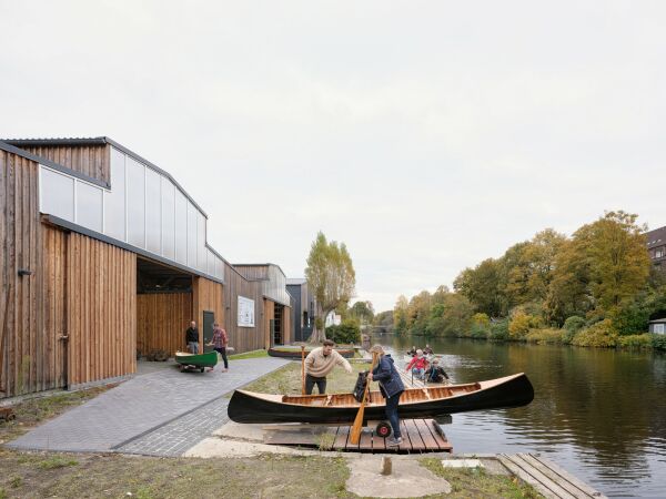 Bootshalle in Hamburg von kbnk Architekten