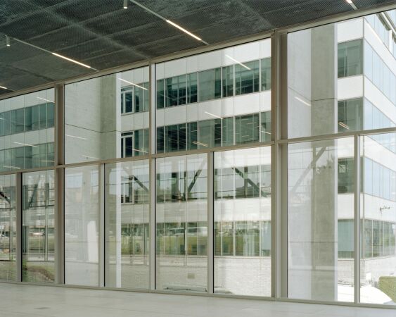 Medienzentrum in Br�ssel von Bruther und Baukunst