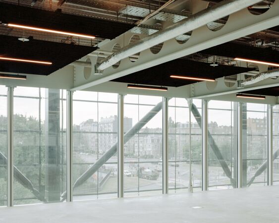 Medienzentrum in Brssel von Bruther und Baukunst