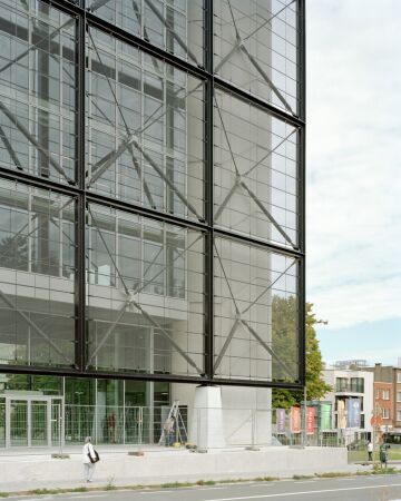 Medienzentrum in Br�ssel von Bruther und Baukunst