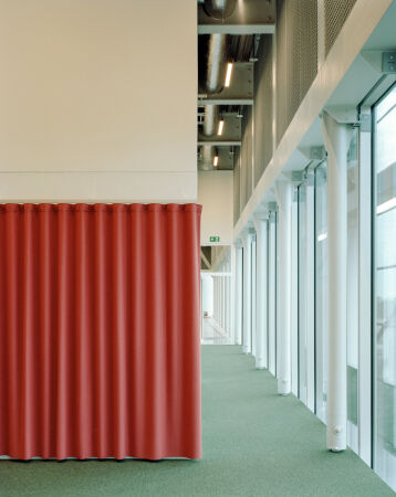 Medienzentrum in Brssel von Bruther und Baukunst